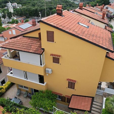 Apartments Enna Mali Losinj Exterior photo