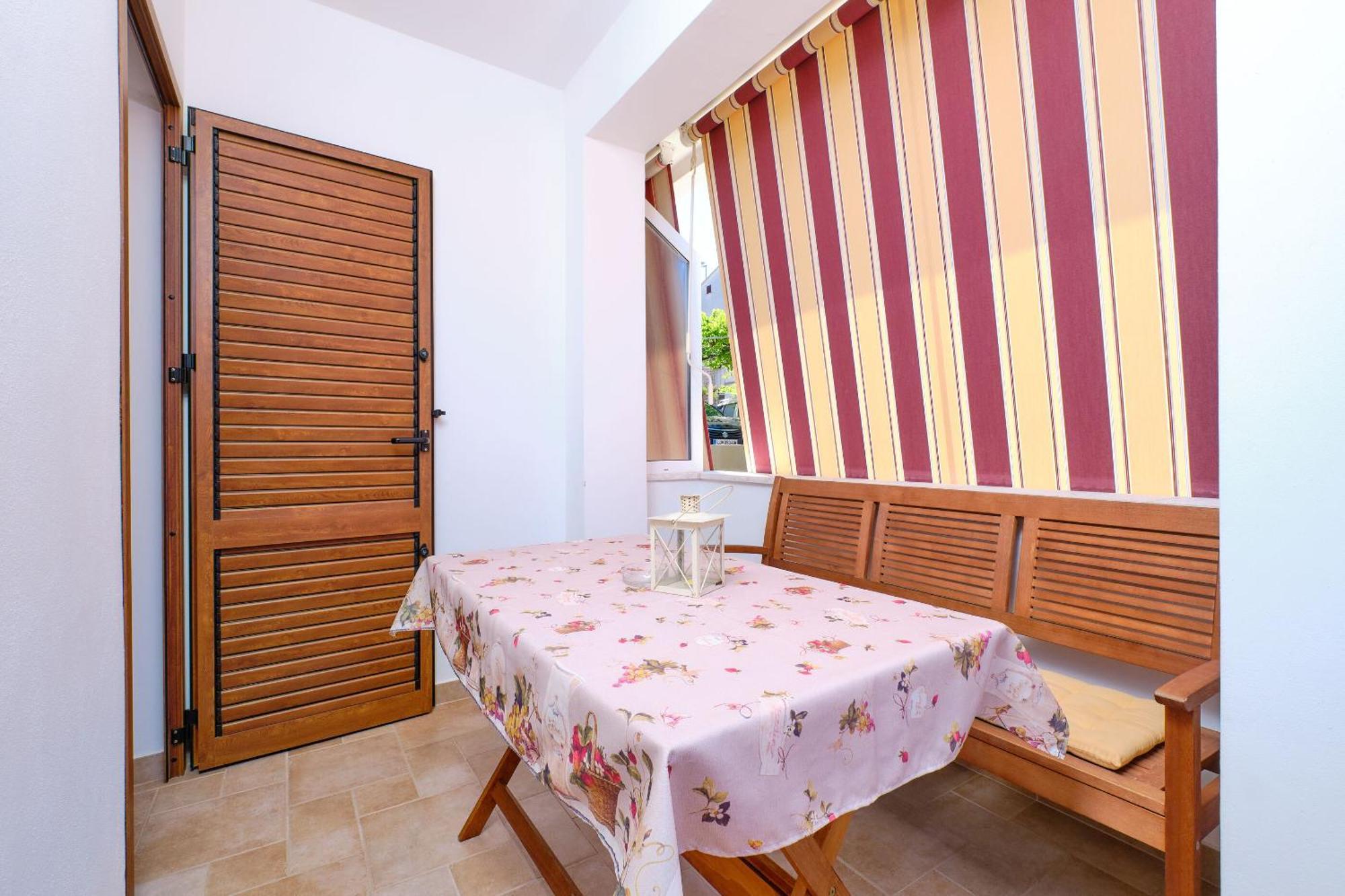 Apartments Enna Mali Losinj Exterior photo